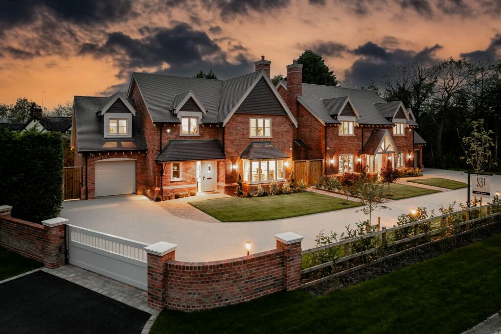 Additional property image - Earlswood Common, Earlswood, B94