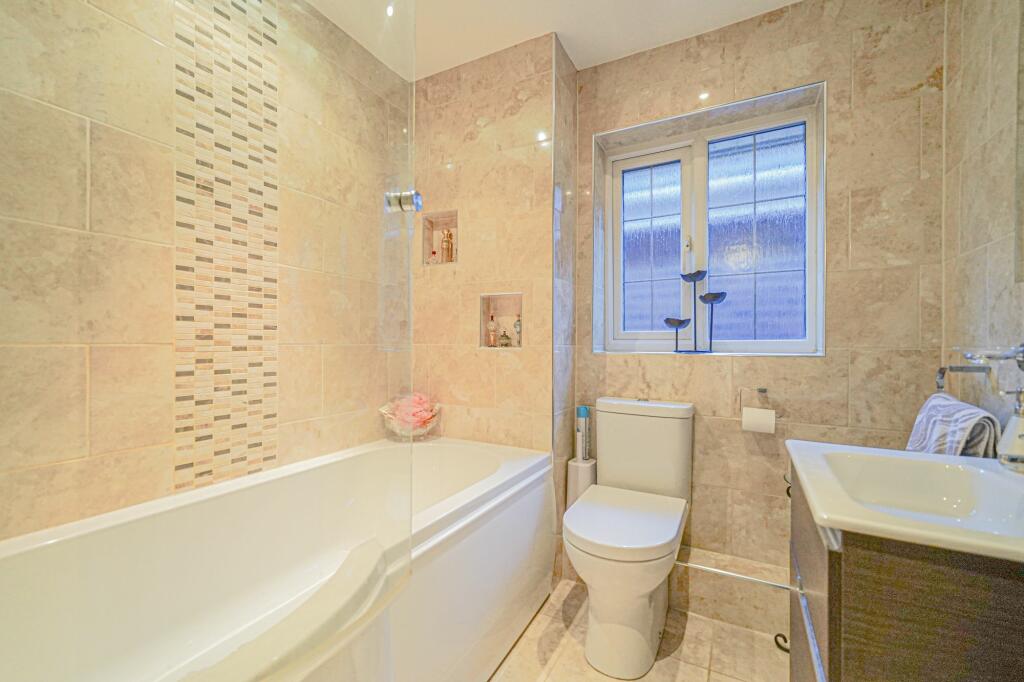 Additional property image - Kingfisher Close, Birmingham, B26
