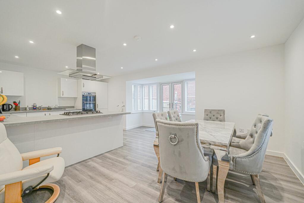 Additional property image - Rosewood Drive, Solihull, B90