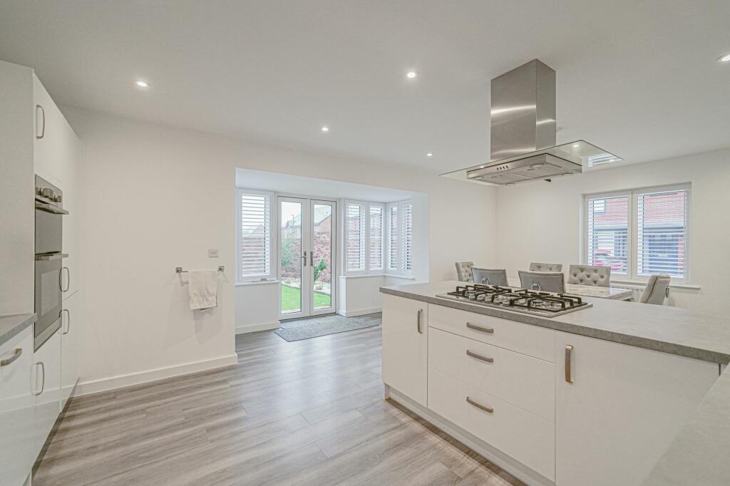 Additional property image - Rosewood Drive, Solihull, B90