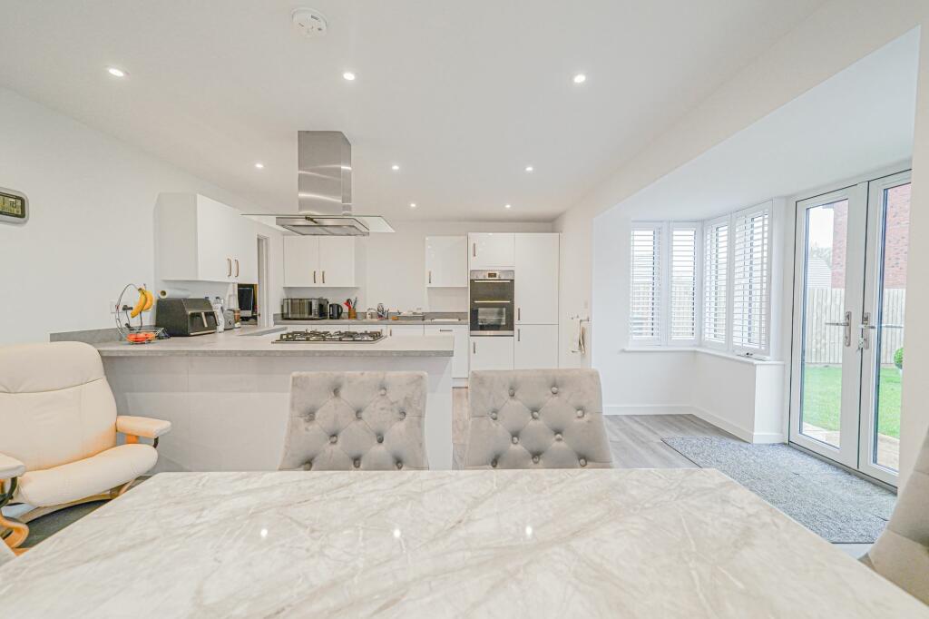Additional property image - Rosewood Drive, Solihull, B90