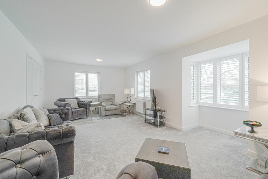 Additional property image - Rosewood Drive, Solihull, B90