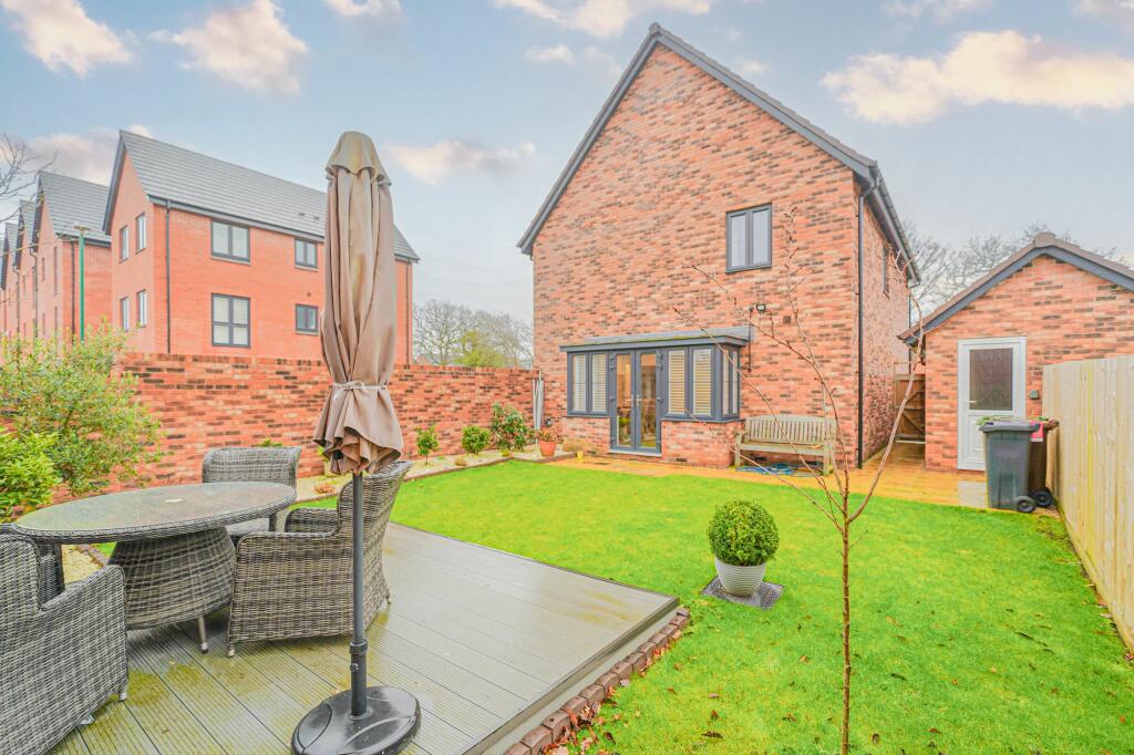 Additional property image - Rosewood Drive, Solihull, B90