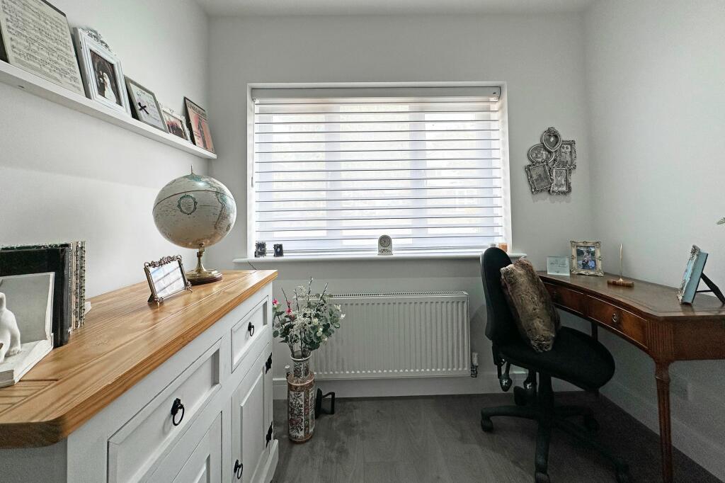 Additional property image - Raddington Drive, Solihull, B92