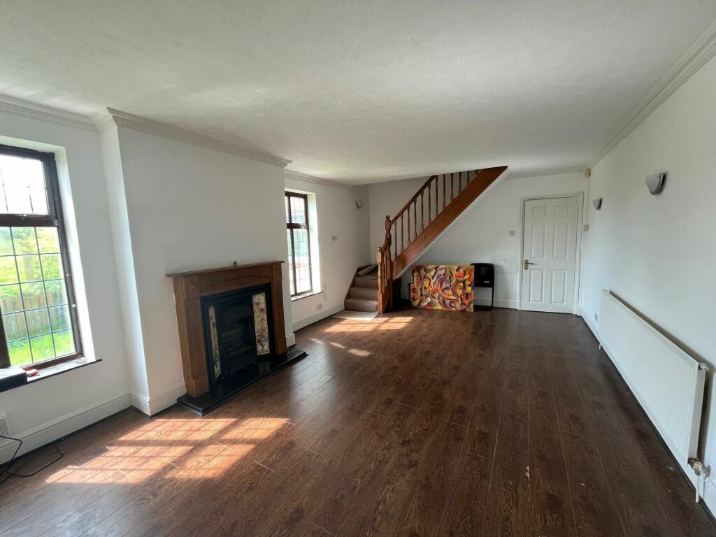 Additional property image - Lugtrout Lane, Solihull, B91