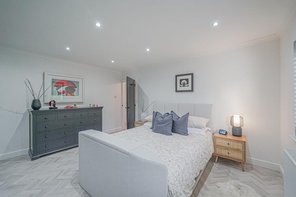 Additional property image - Greswolde Road, Solihull, B91