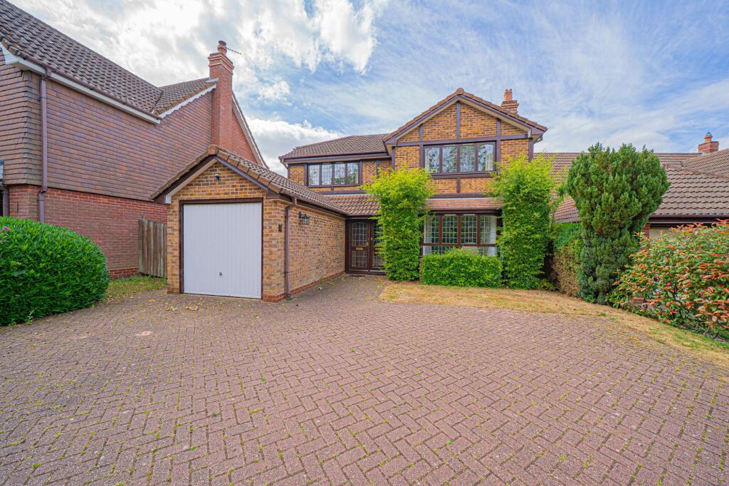 Main image of property: Hollyoak Grove, Solihull, B91