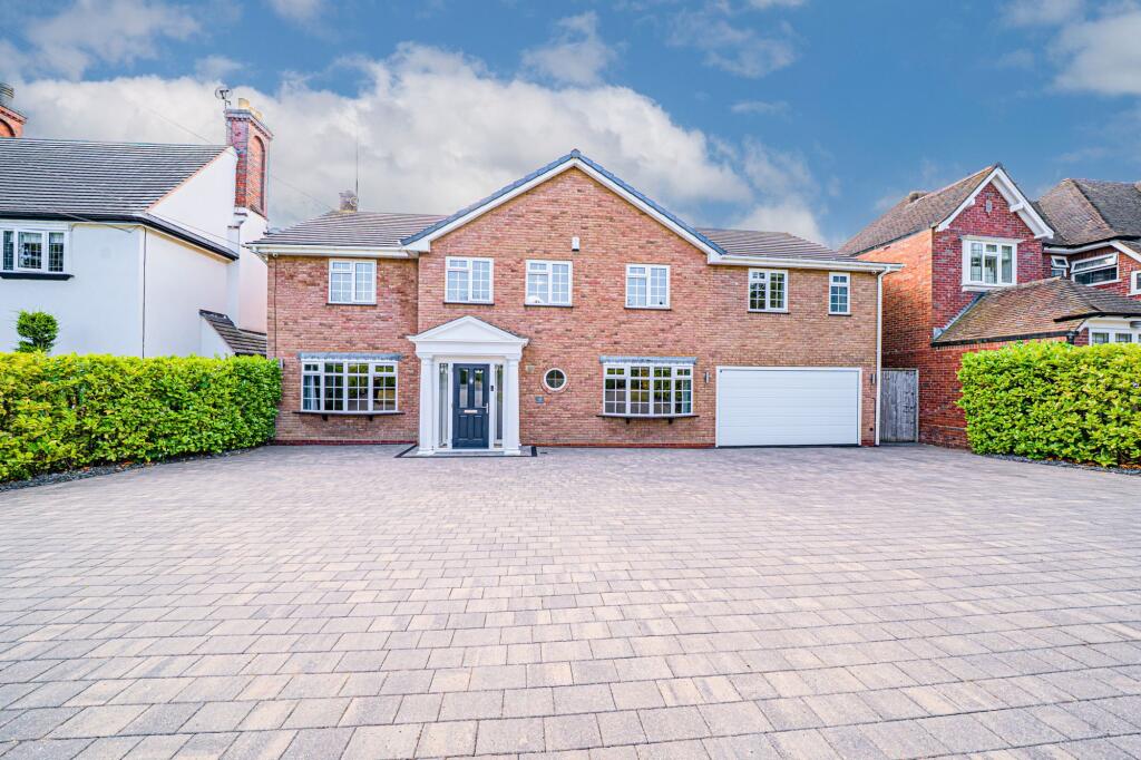 Main image of property: Lovelace Avenue, Solihull, B91