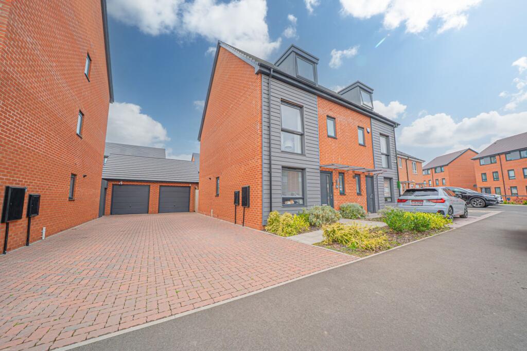 Main image of property: Light Hall Lane, Shirley, B90