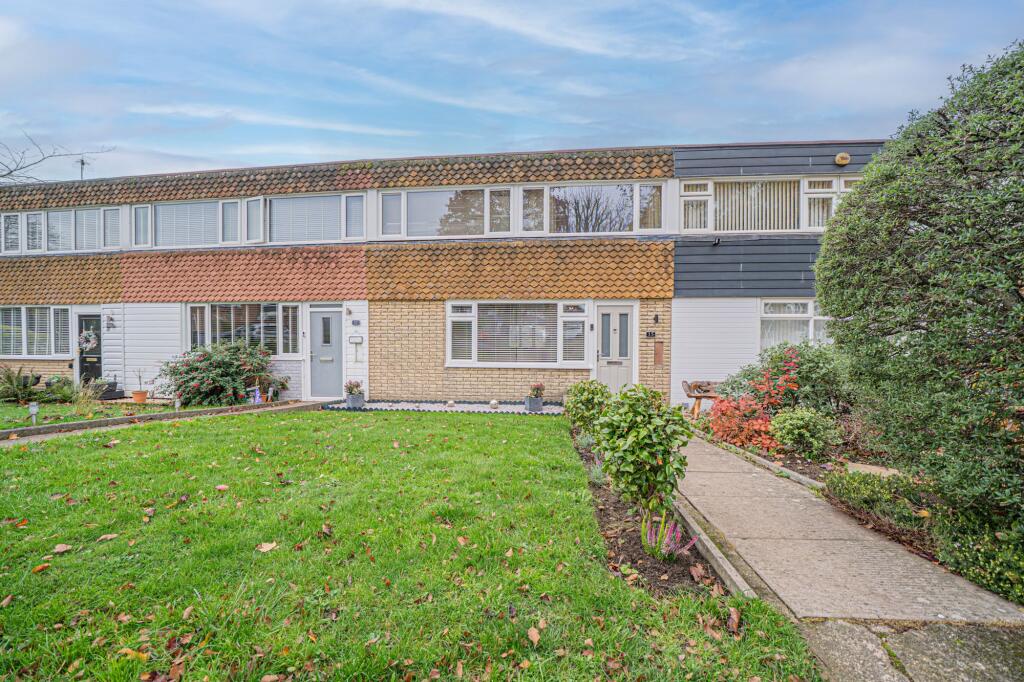 Main image of property: Foredrove Lane, Solihull, B92