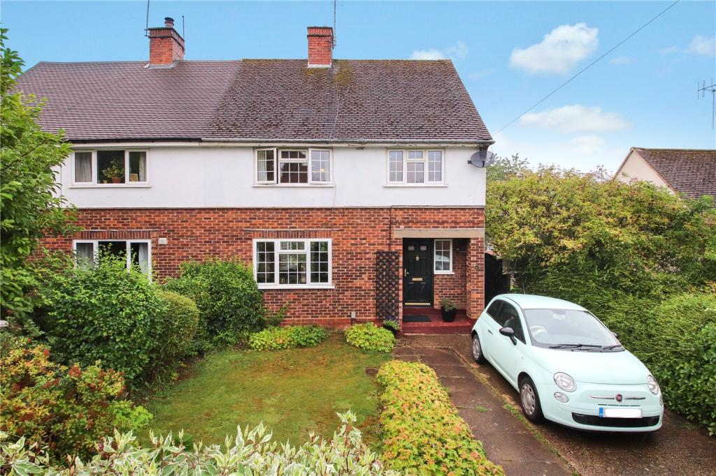 3 bedroom semidetached house for sale in Bourne Road, Berkhamsted