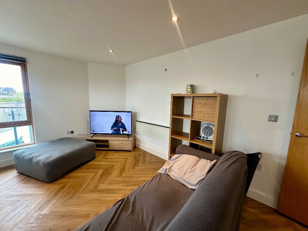 Main image of property: The Boulevard, Leeds, West Yorkshire, LS10