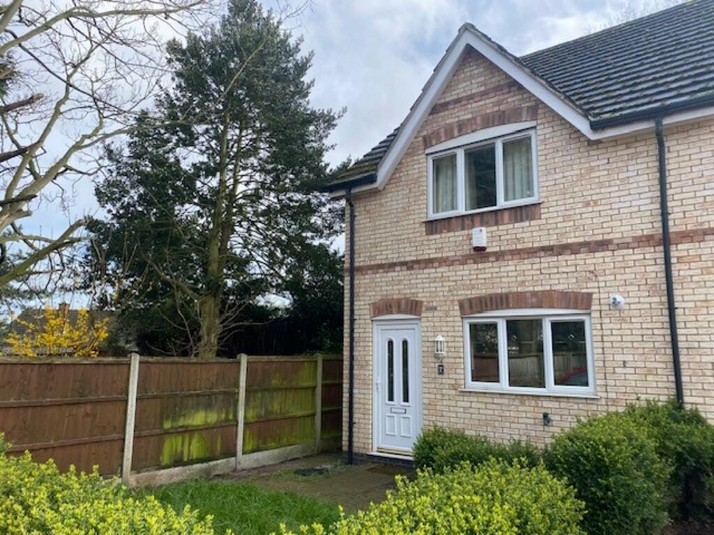 2 bedroom semi-detached house for rent in Torkard Court, Hucknall, NG15