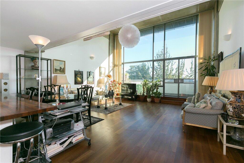 2 bedroom apartment for sale in Wenlock Road, Islington, London, N1