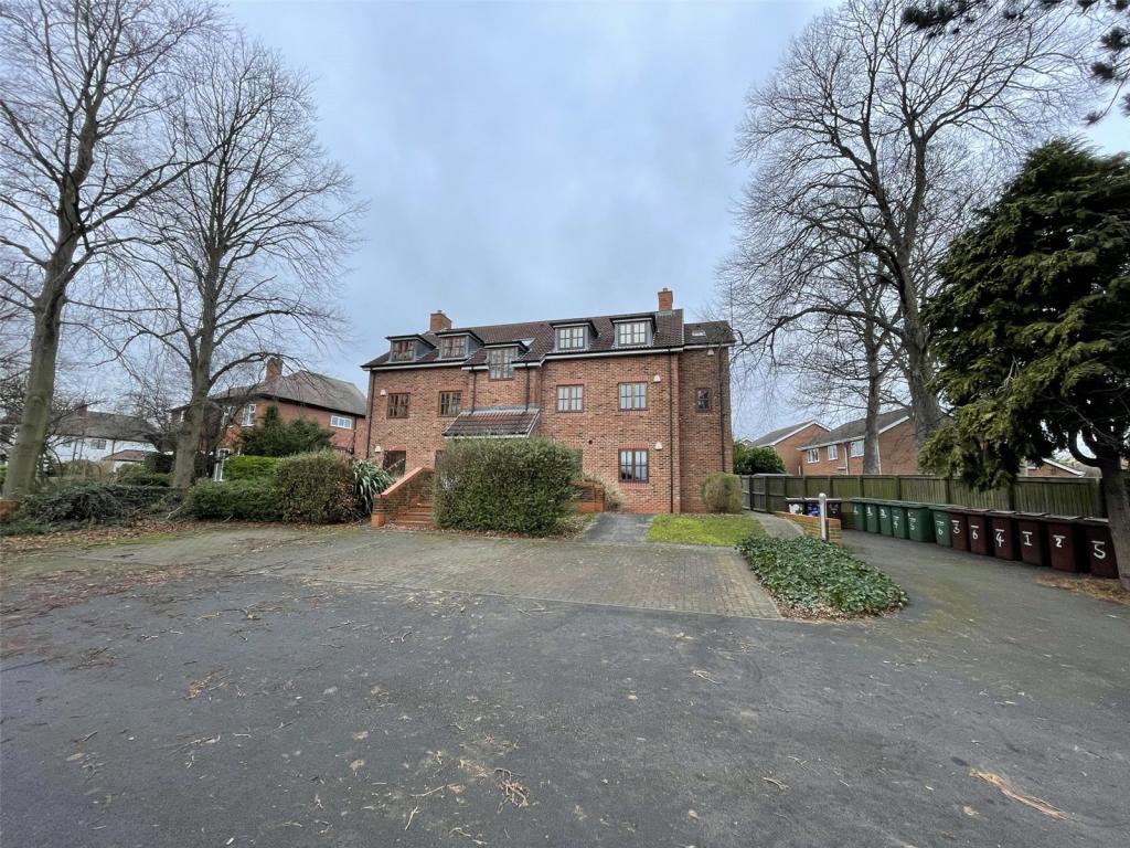 2 bedroom apartment for sale in Northfield Lane, Horbury, Wakefield, WF4