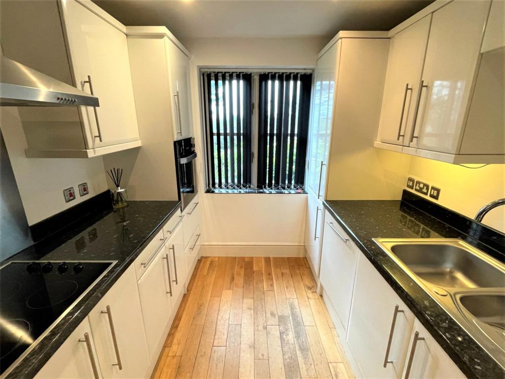 2 bedroom apartment for sale in Northfield Lane, Horbury, Wakefield, WF4