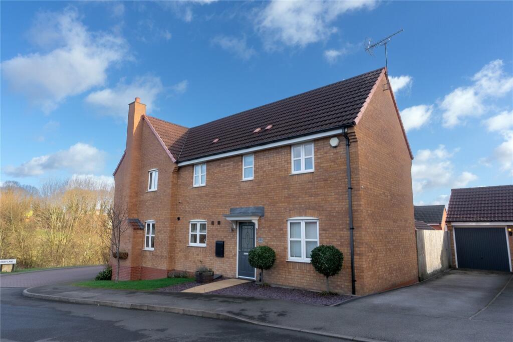 3 bedroom semidetached house for sale in Violet Road, East Ardsley