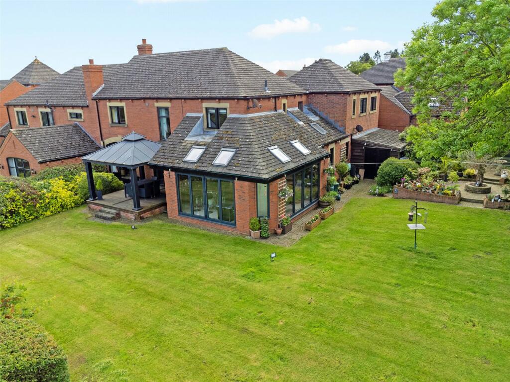 4 bedroom semidetached house for sale in The Old Woodyard, Stocksmoor Road, Midgley, Wakefield, WF4