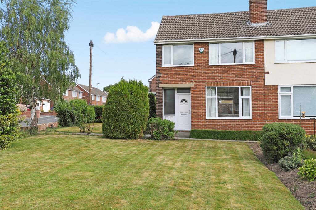 Main image of property: Manor Crescent, Walton, Wakefield, West Yorkshire, WF2
