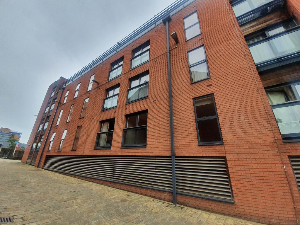 Main image of property: Navigation Walk, Wakefield, West Yorkshire, WF1