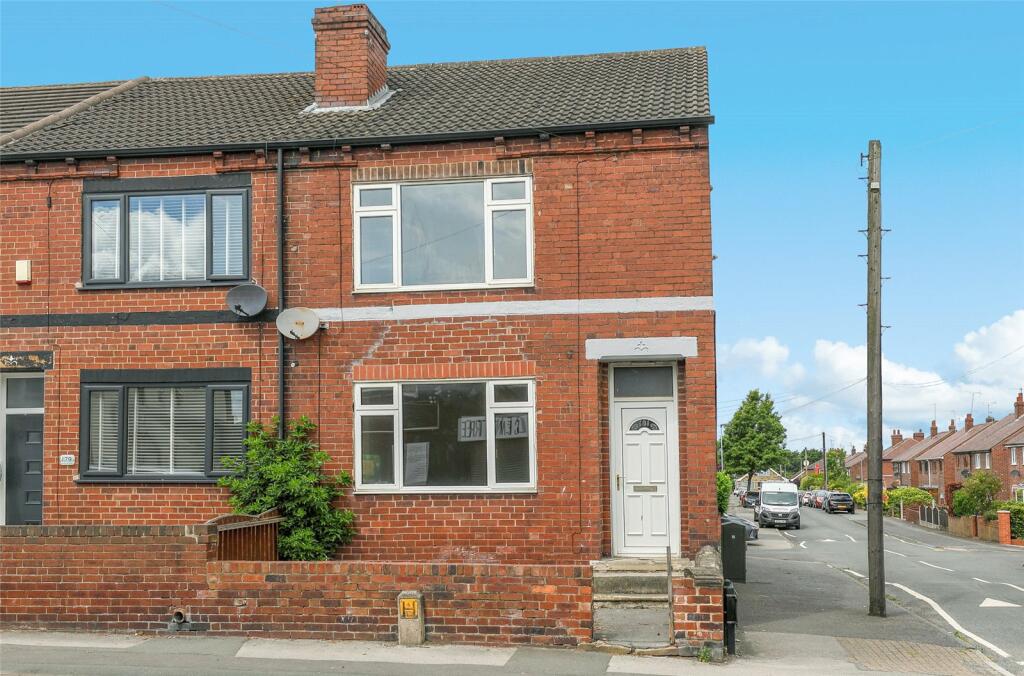 2 bedroom terraced house for sale in Castleford Road, Normanton, West