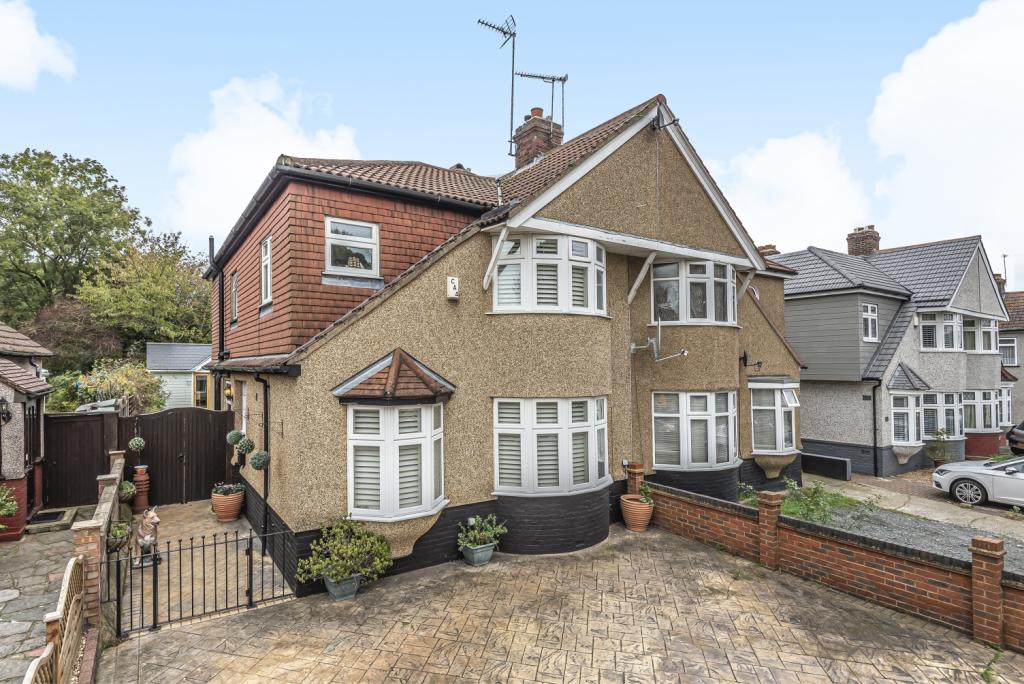 4 bedroom semidetached house for sale in Welling Way Welling DA16