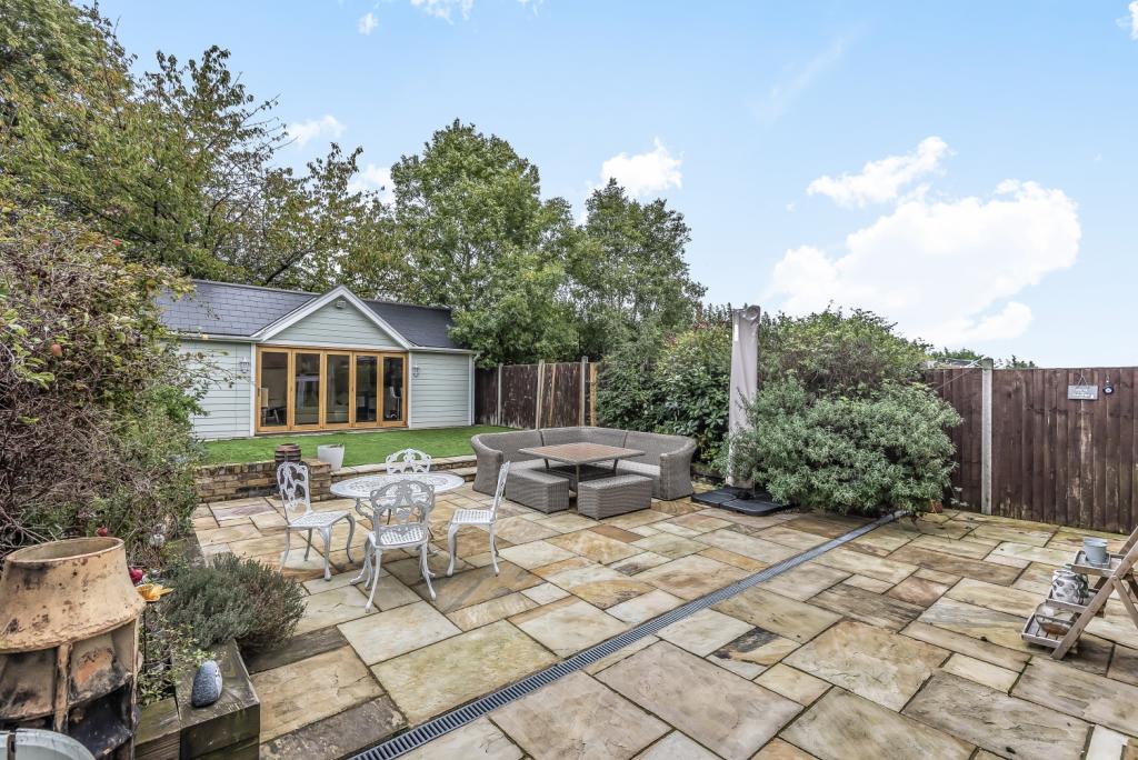 4 bedroom semidetached house for sale in Welling Way Welling DA16