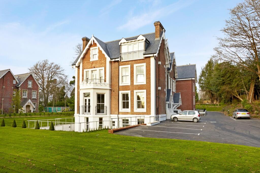 Main image of property: Calverley Park Gardens Tunbridge Wells TN1
