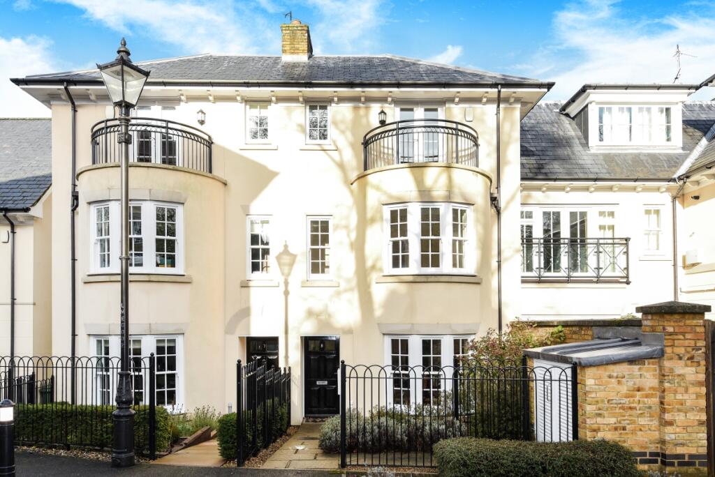Main image of property: Montacute Mews Tunbridge Wells TN2