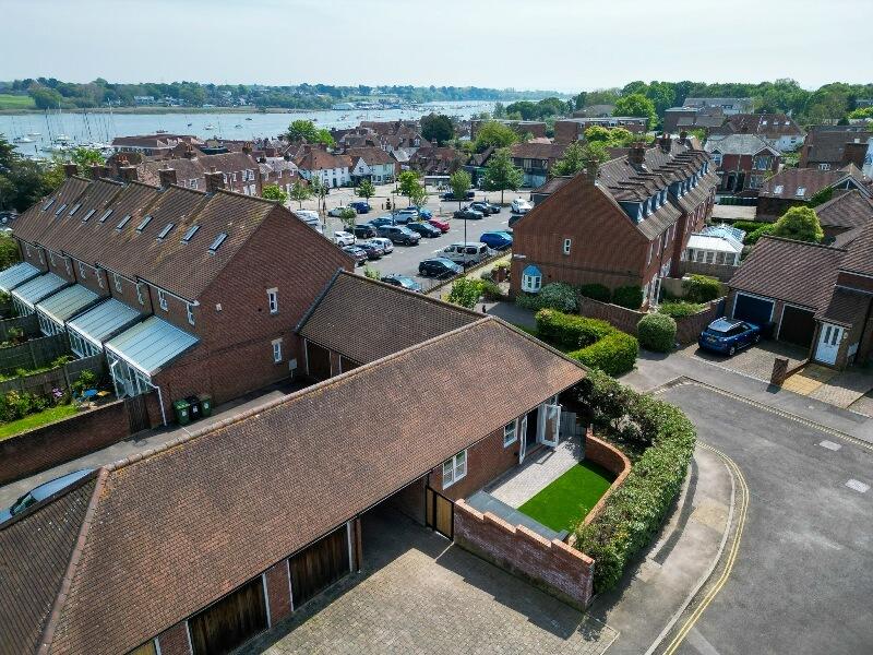 Main image of property: Meadow Lane, SO31