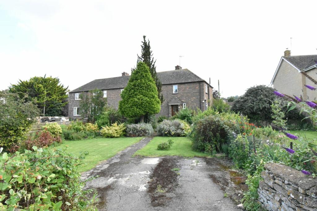 3 bedroom semidetached house for sale in Alstone, Tewkesbury, GL20