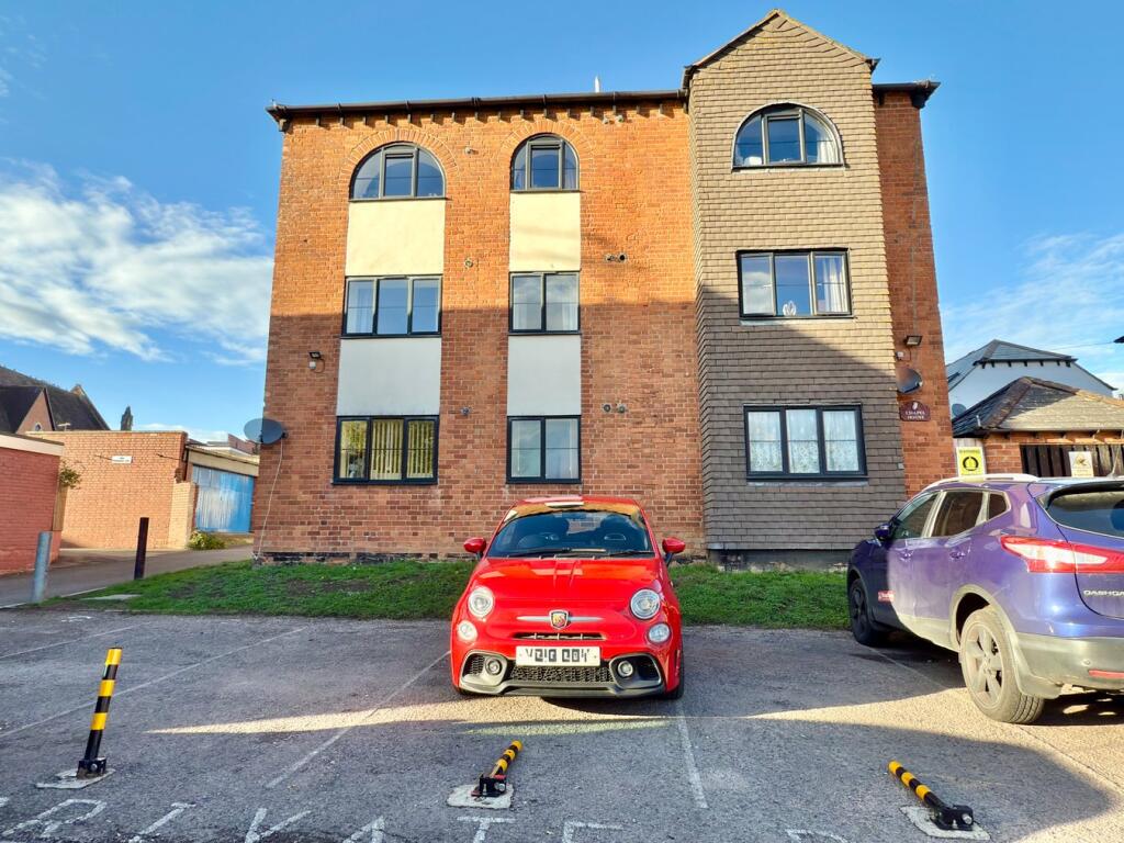 Main image of property: Swilgate Road, Tewkesbury, Tewkesbury, GL20