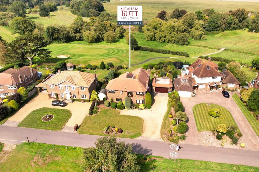 4 bedroom detached house for sale in Ham Manor Way, Ham Manor