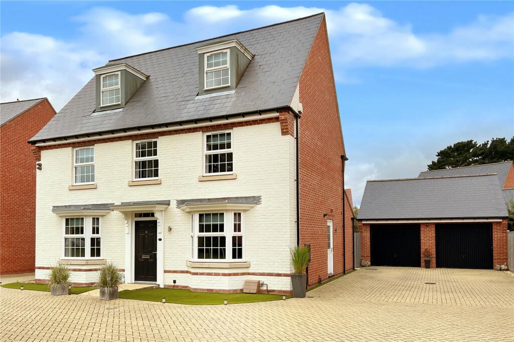5 bedroom detached house for sale in Nanson Lane, Angmering