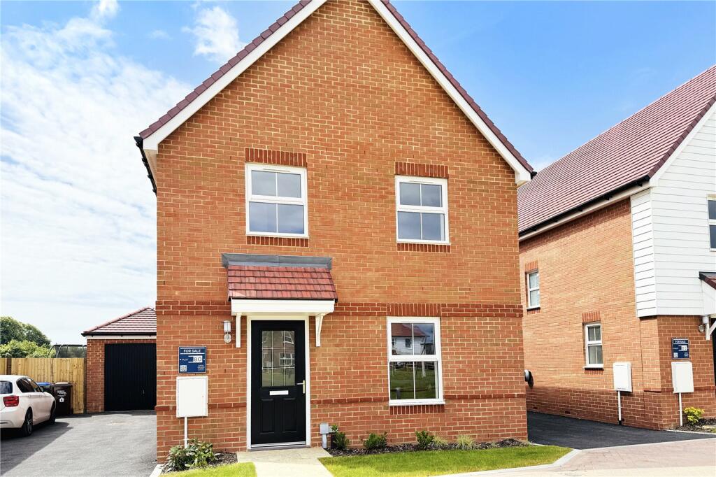 4 bedroom detached house for sale in Ecclesden Park, Water Lane
