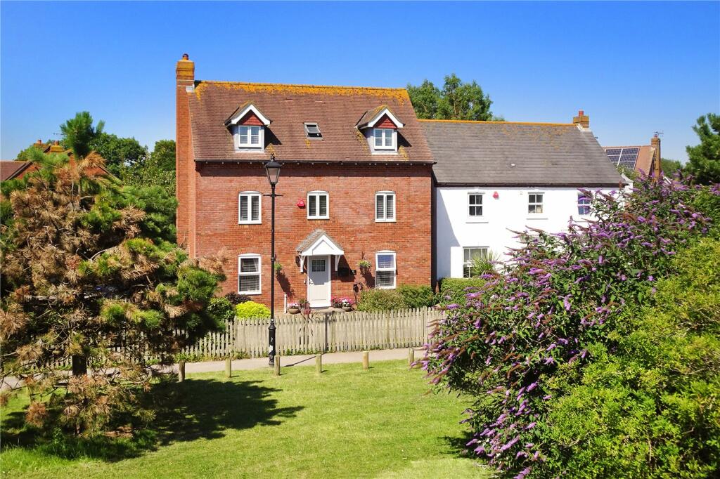 Main image of property: Grooms Close, Angmering, Littlehampton, West Sussex