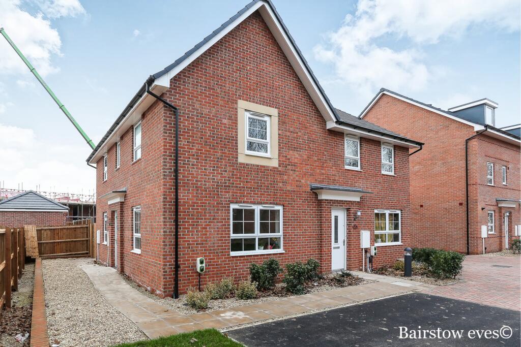 Main image of property: Robin Close, CV4, Coventry