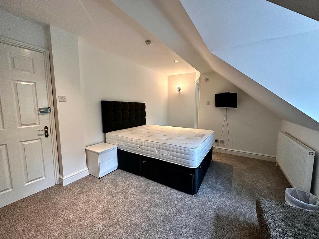 Main image of property: Warwick Road, Kenilworth, Warwickshire, CV8