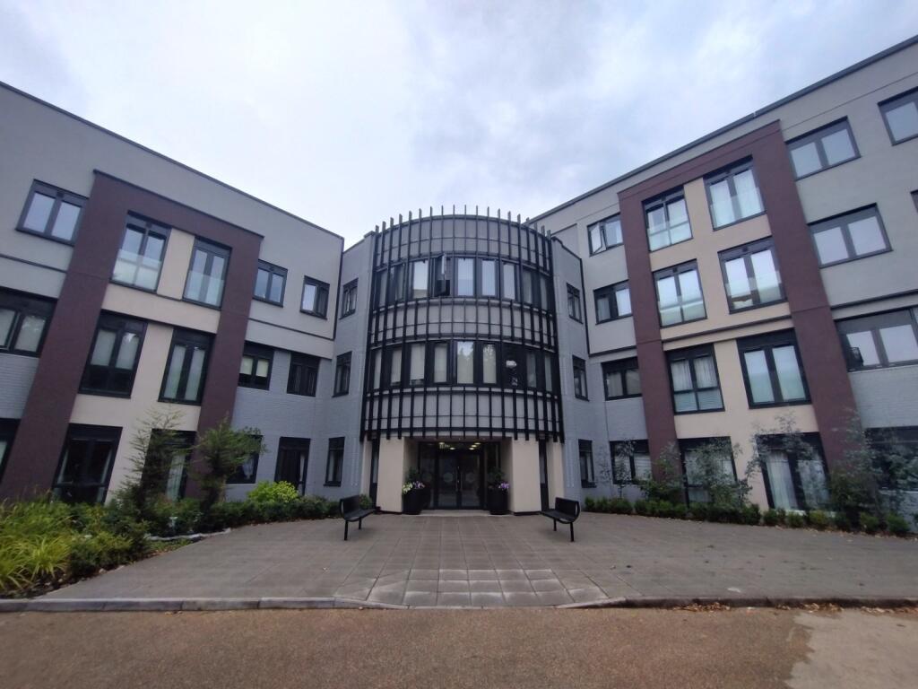 Main image of property: Broadoaks, 548 Streetsbrook Road, Solihull