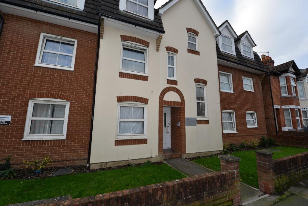 Main image of property: Charlton Road, Southampton, SO15