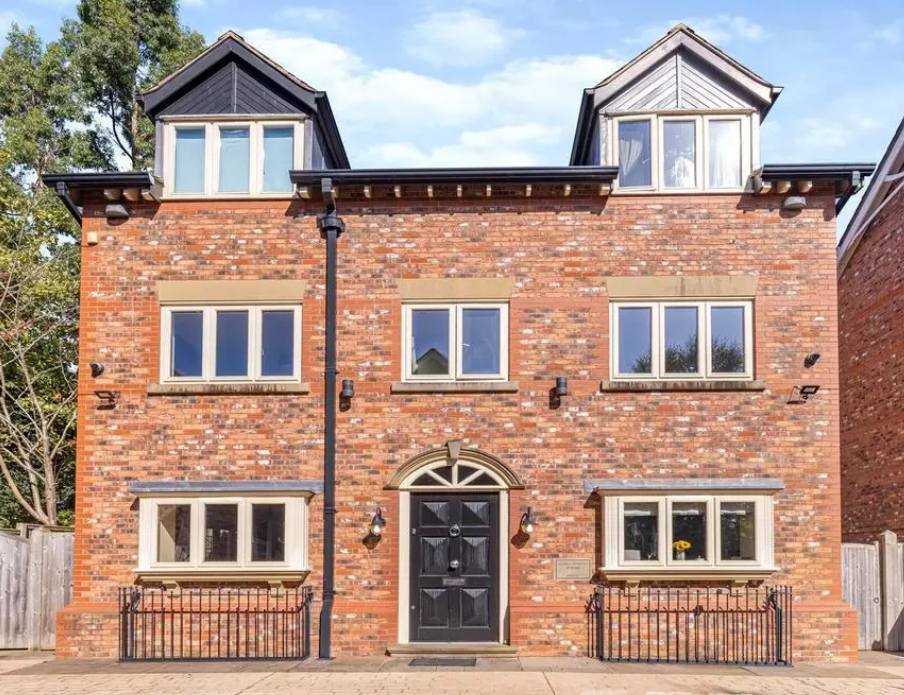Main image of property: Knutsford Road, Alderley Edge