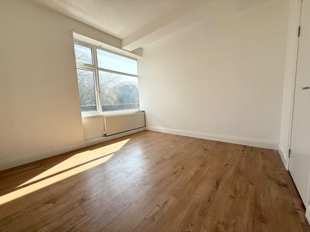 Main image of property: Woolwich, SE18