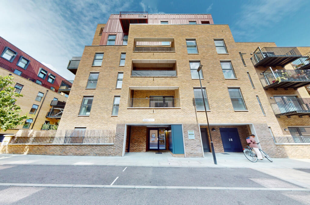 Main image of property: Woolwich, SE18