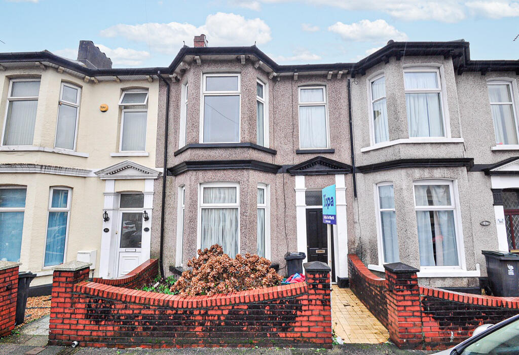 3 bedroom terraced house for sale in Caerleon Road, Newport, Gwent, NP19