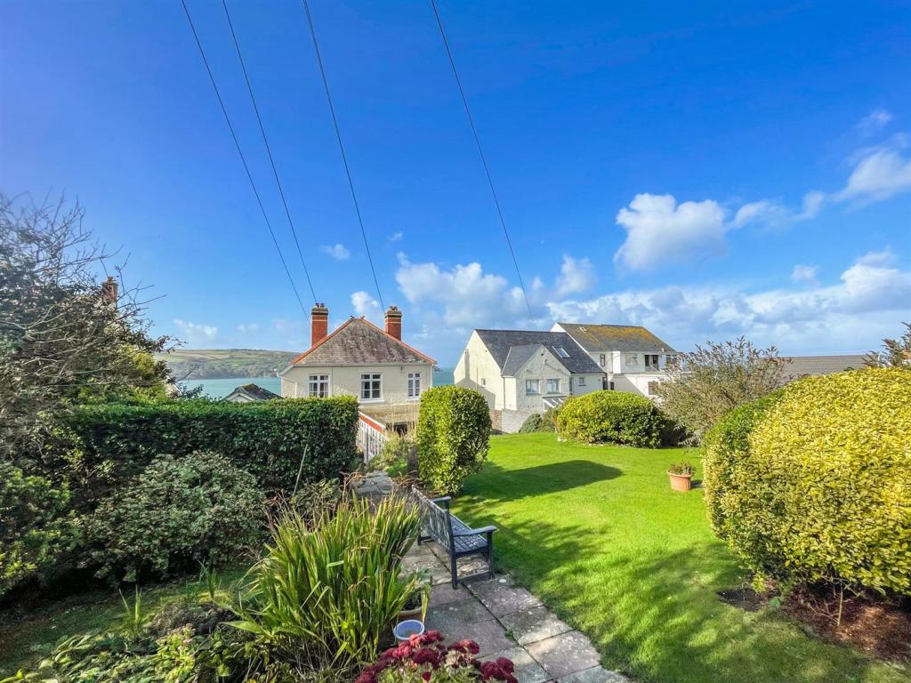 4 bedroom detached house for sale in Gwbert, Cardigan, SA43