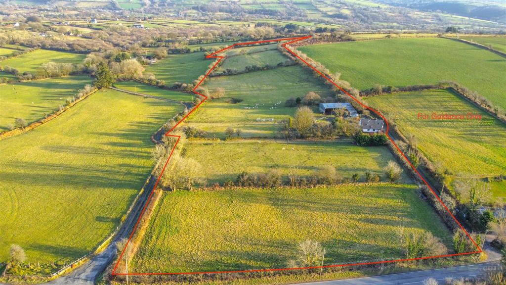 2 bedroom smallholding for sale in Glandwr, Whitland, SA34