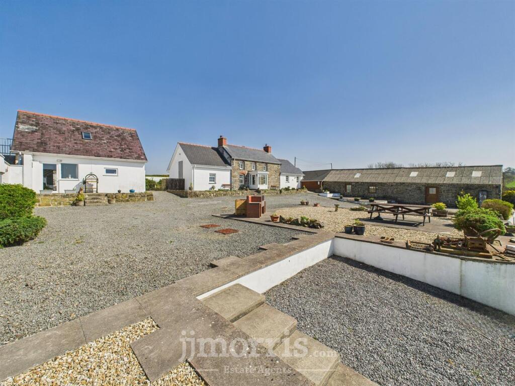 Main image of property: Berthlwyd, Llanarth SA47 0PF