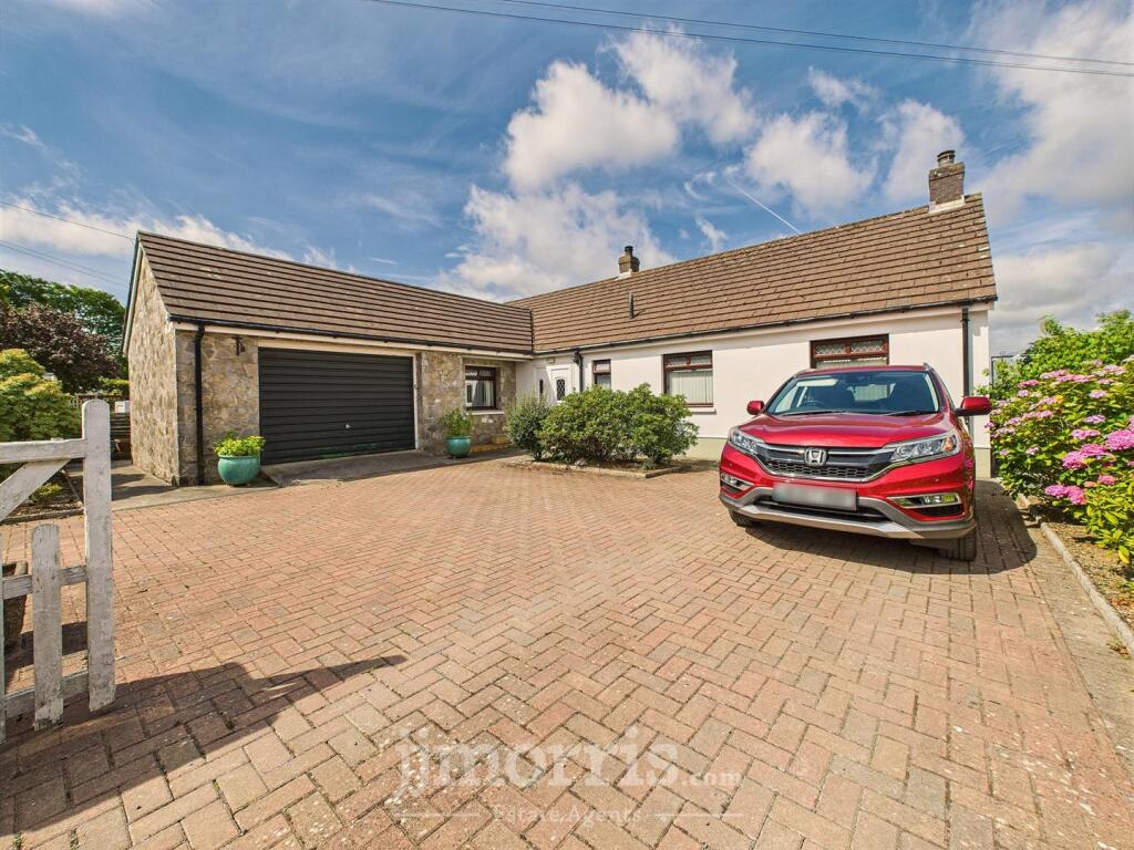 Main image of property: Carreg Wen, Llechryd, Cardigan