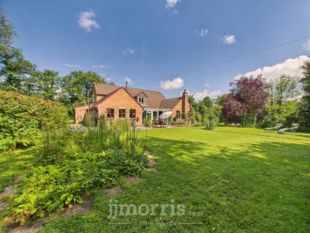 Main image of property: Lon Helyg, Llechryd, Cardigan