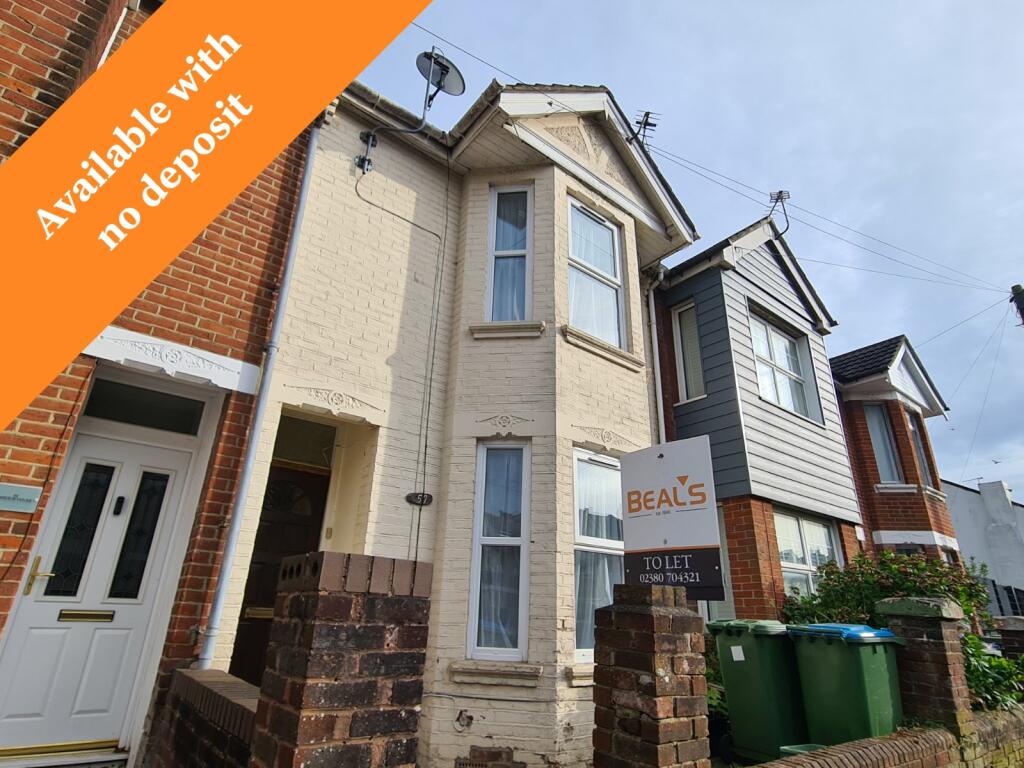 3 bedroom terraced house for rent in Malmesbury Road, Southampton, SO15